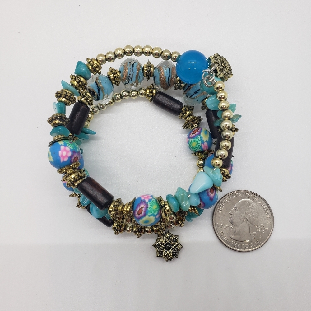Beaded Memory Wire Bracelet In Turquoise Blue Boho - Picture 12 of 14